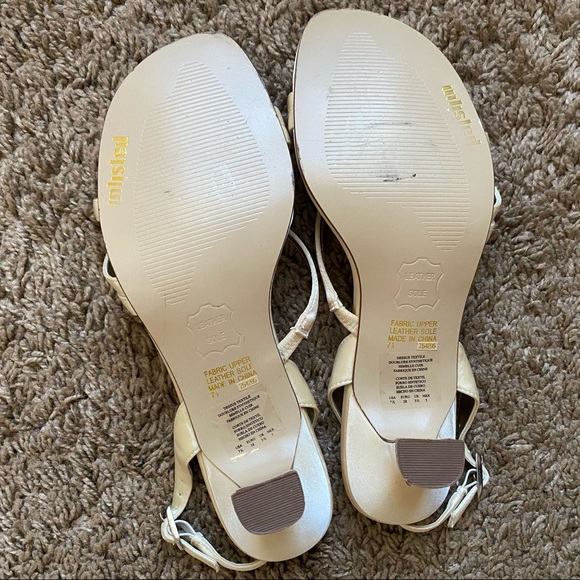 Cream 90s Unlisted Kitten Heels - Picture 4 of 5